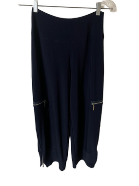 Sympli Navy Capris with Zipper Details Size 6